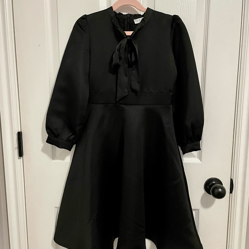 Ivy City Co Mini Pippa Dress 8T